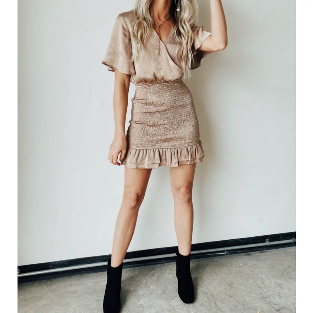 Champagne Dress -Vestique